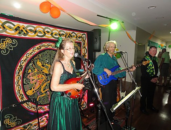 Brisbane Irish Band - Music Duo - Irish Musicians Singers